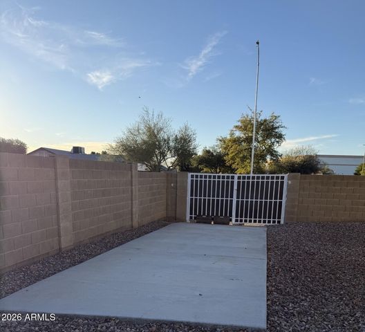 4913 E Fox Street, Mesa, AZ 85205