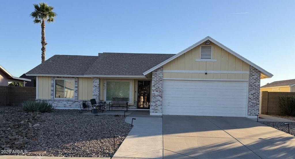 4913 E Fox Street, Mesa, AZ 85205