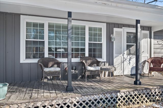 332 Evergreen Drive, Batavia, IL 60510