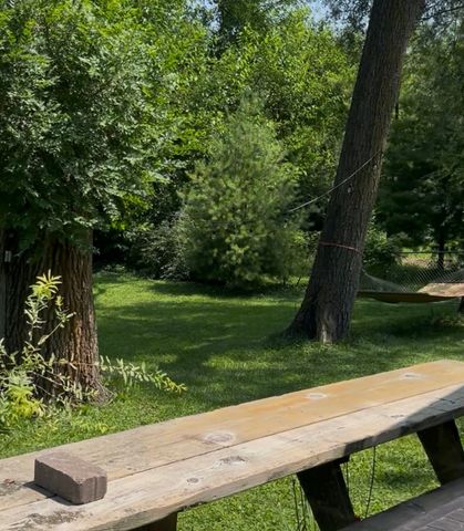 332 Evergreen Drive, Batavia, IL 60510