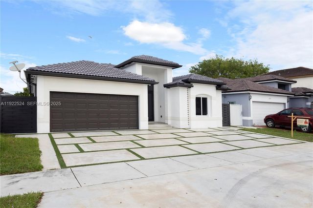 13415 SW 282nd St, Homestead, FL 33033