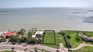 3278 Ocean Dr, Corpus Christi, TX 78404