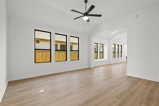 21211 Electric Light Trail, Cypress, TX 77433
