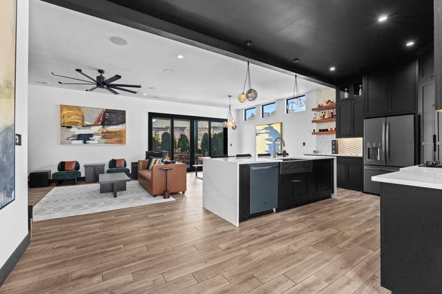 5947 SCREAMING EAGLE LN, Columbia, MO 65201