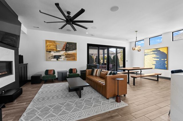 5947 SCREAMING EAGLE LN, Columbia, MO 65201