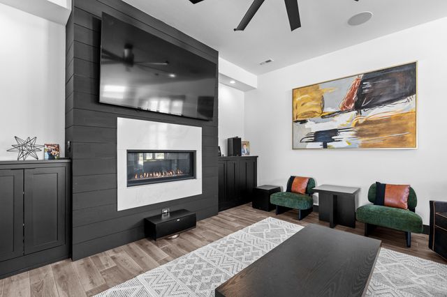 5947 SCREAMING EAGLE LN, Columbia, MO 65201