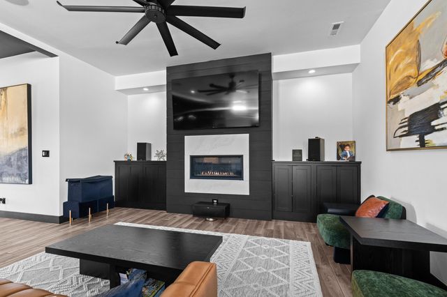 5947 SCREAMING EAGLE LN, Columbia, MO 65201