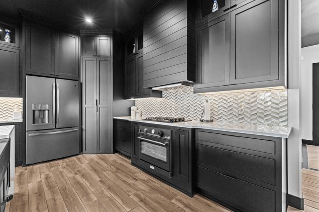 5947 SCREAMING EAGLE LN, Columbia, MO 65201