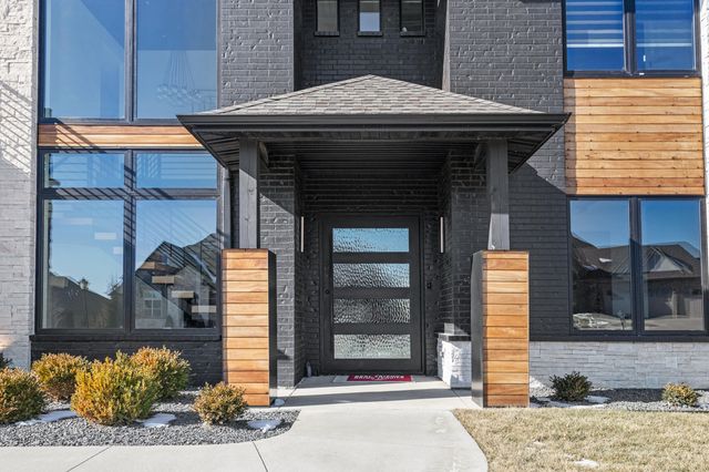 5947 SCREAMING EAGLE LN, Columbia, MO 65201