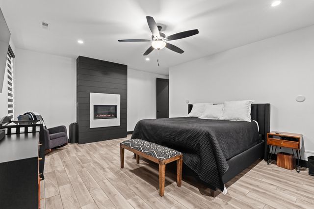 5947 SCREAMING EAGLE LN, Columbia, MO 65201