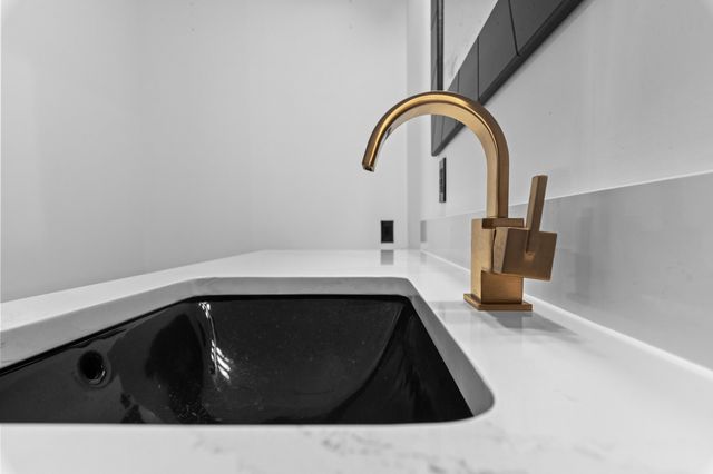 5947 SCREAMING EAGLE LN, Columbia, MO 65201