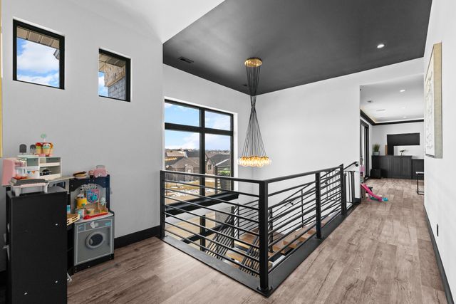 5947 SCREAMING EAGLE LN, Columbia, MO 65201