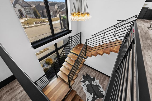 5947 SCREAMING EAGLE LN, Columbia, MO 65201