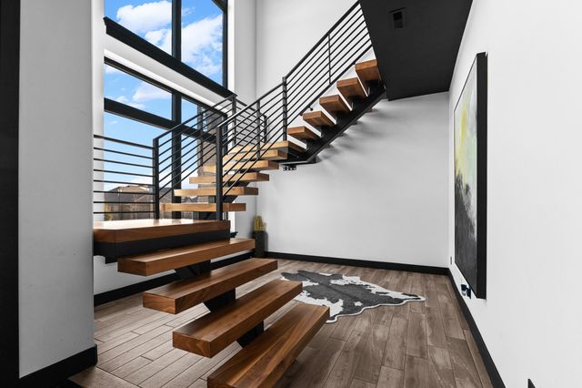 5947 SCREAMING EAGLE LN, Columbia, MO 65201