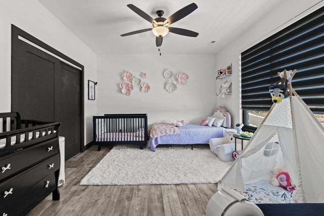 5947 SCREAMING EAGLE LN, Columbia, MO 65201