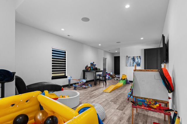 5947 SCREAMING EAGLE LN, Columbia, MO 65201