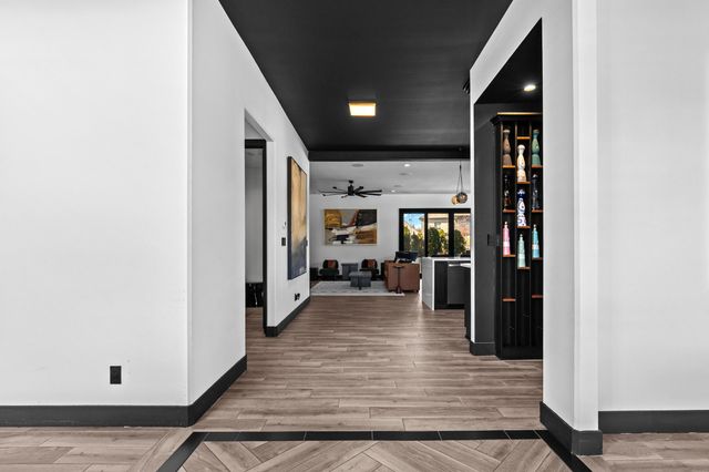 5947 SCREAMING EAGLE LN, Columbia, MO 65201