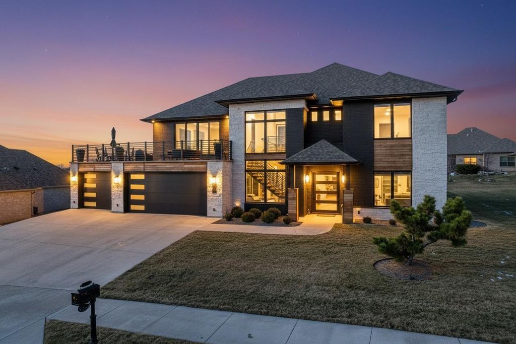 5947 SCREAMING EAGLE LN, Columbia, MO 65201