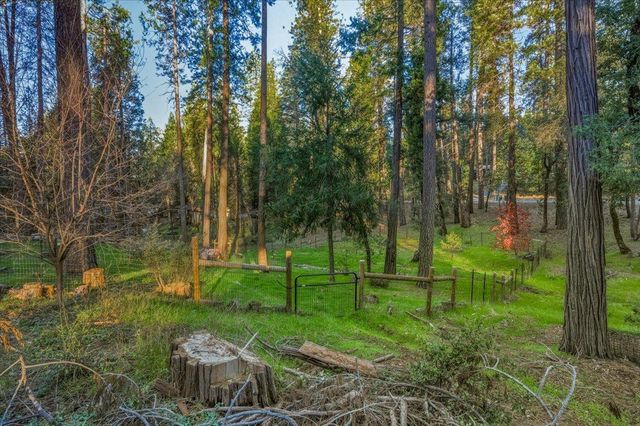 12159 Colfax Hwy, Grass Valley, CA 95945