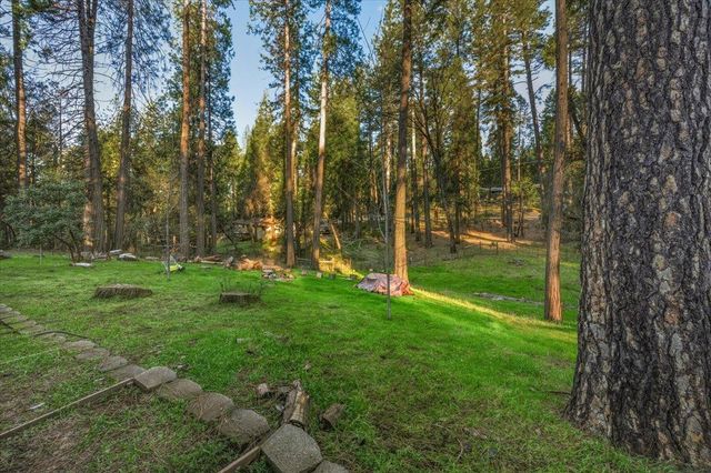 12159 Colfax Hwy, Grass Valley, CA 95945