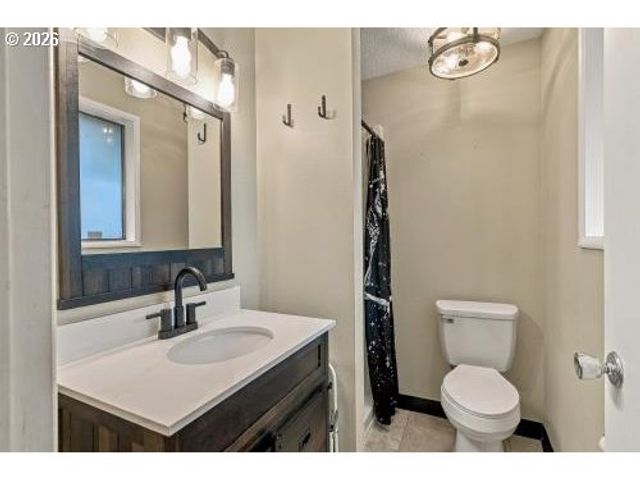 230 MAYFAIR Dr, St Helens, OR 97051