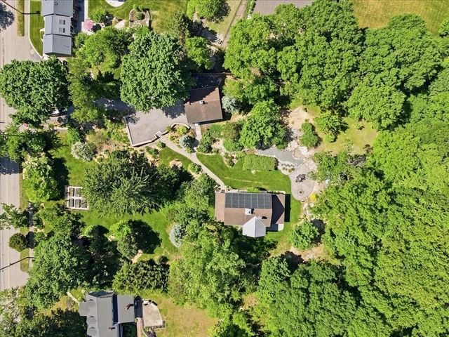 108 Kilby St, Hingham, MA 02043
