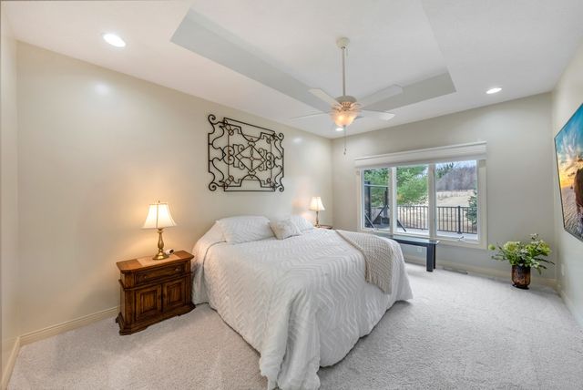 8932 Stonepointe Lane, Johnston, IA 50131