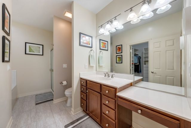 8932 Stonepointe Lane, Johnston, IA 50131