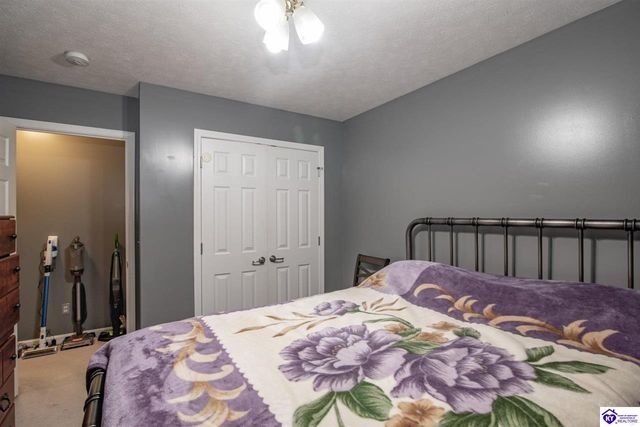 1693 Elm Road, Vine Grove, KY 40175