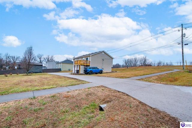 1693 Elm Road, Vine Grove, KY 40175