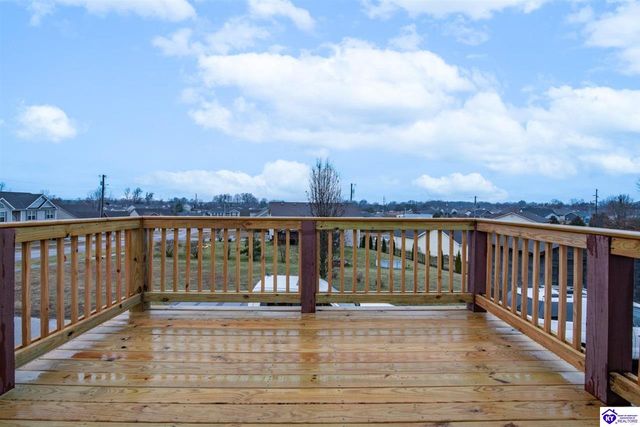 1693 Elm Road, Vine Grove, KY 40175