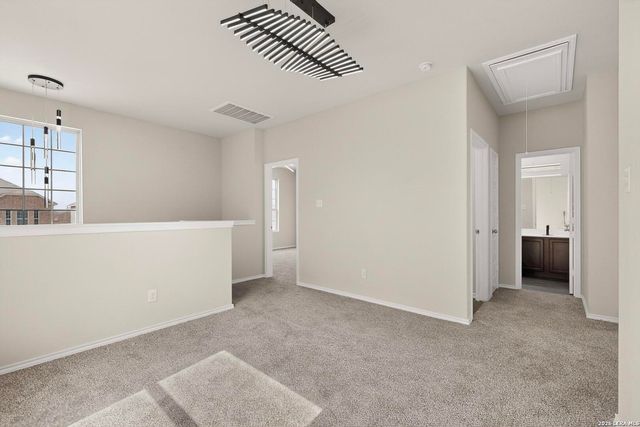 10422 GREEN LAKE DR, San Antonio, TX 78223