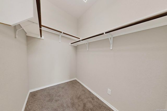 10422 GREEN LAKE DR, San Antonio, TX 78223