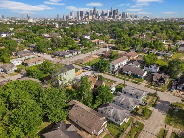 3316 Reeves Street, Houston, TX 77004