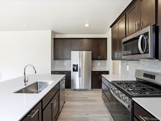 1618 Rumley Creek Dr, Windsor, CO 80550