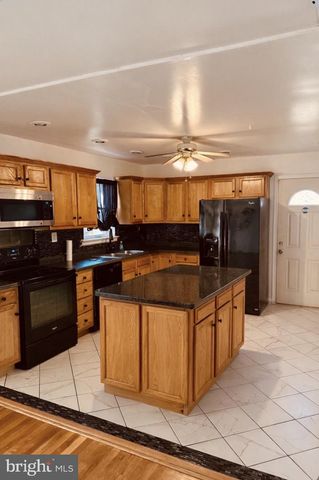 211 PRENTON ST, Upper Marlboro, MD 20774