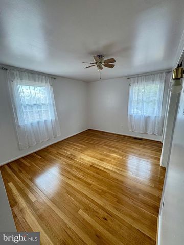 211 PRENTON ST, Upper Marlboro, MD 20774