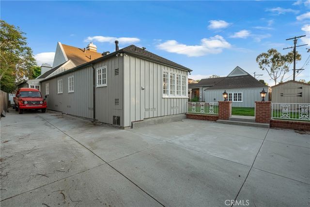 4217 Cedar, Long Beach, CA 90807