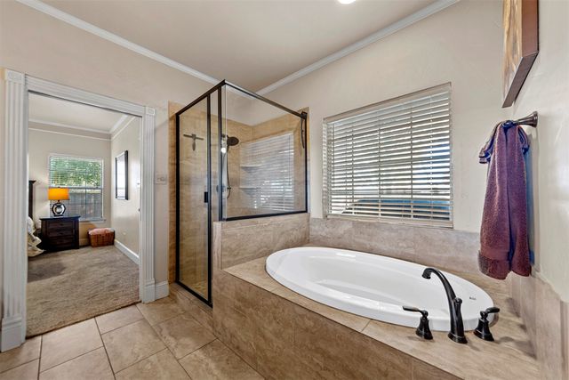 9690 Vail Eton Drive, Pilot Point, TX 76258