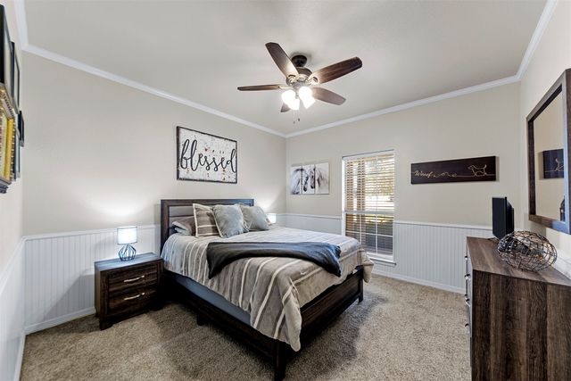 9690 Vail Eton Drive, Pilot Point, TX 76258