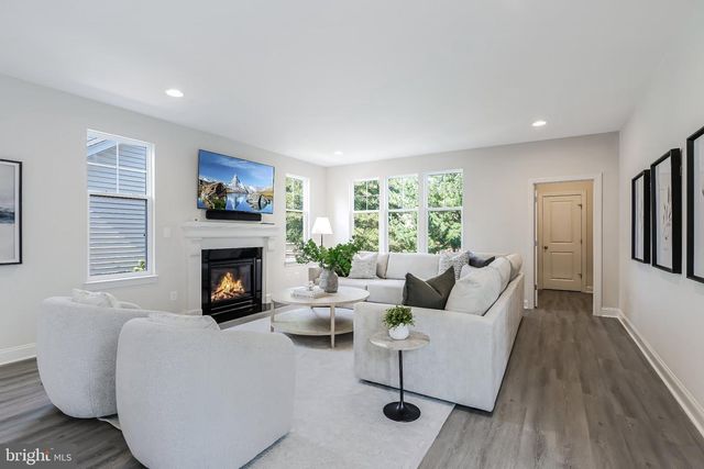 23483 AUTUMN SKY CT, Brambleton, VA 20148