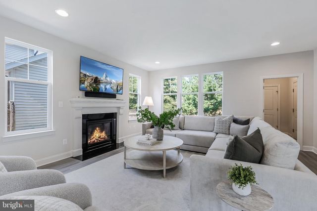 23483 AUTUMN SKY CT, Brambleton, VA 20148