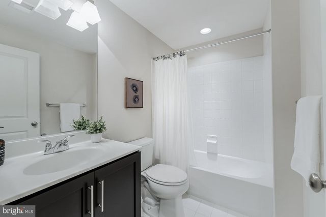 23483 AUTUMN SKY CT, Brambleton, VA 20148