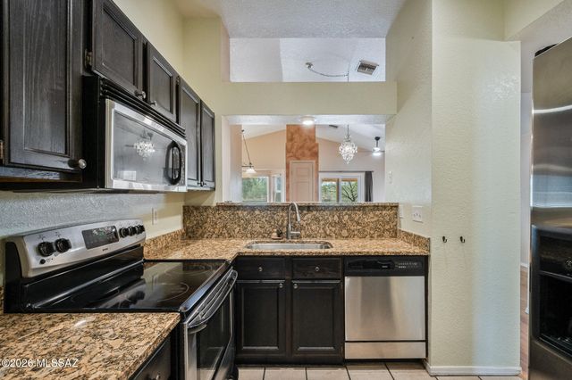 4769 W Lessing Lane, Tucson, AZ 85742