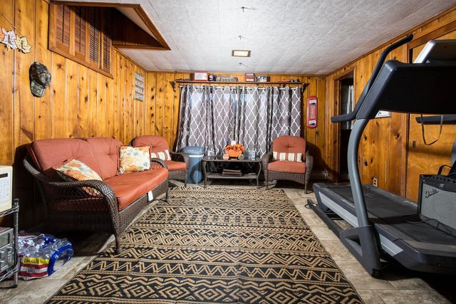 64690 Gratiot Ave Avenue, Lenox Twp, MI 48050