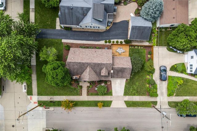 204 Hilltop Avenue, Oakwood, OH 45419