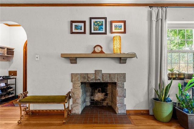 204 Hilltop Avenue, Oakwood, OH 45419