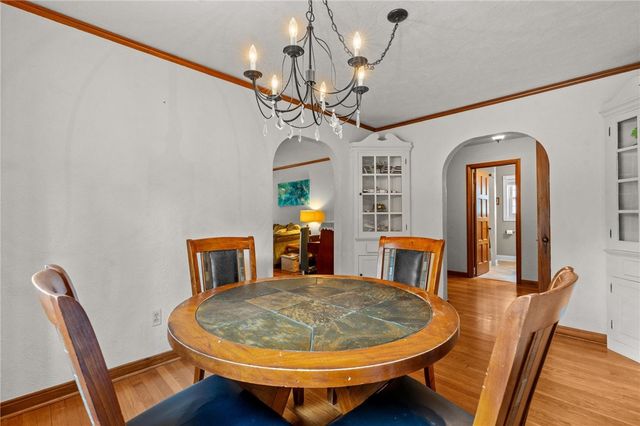 204 Hilltop Avenue, Oakwood, OH 45419