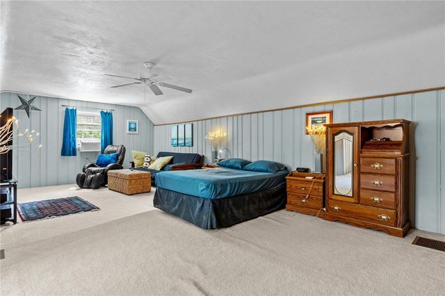 204 Hilltop Avenue, Oakwood, OH 45419