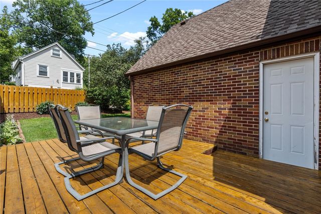 204 Hilltop Avenue, Oakwood, OH 45419